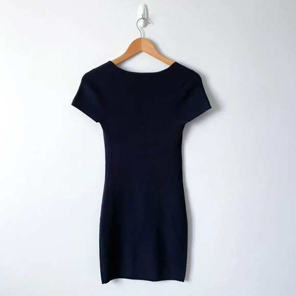 Aritzia Babaton Emerge Ribbed Knit Mini Dress Dress Navy Blue Size Medium - Picture 7 of 7